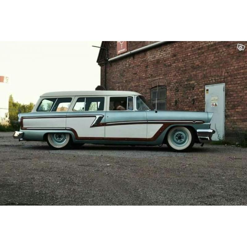 Mercury Monterey 1956 stw.