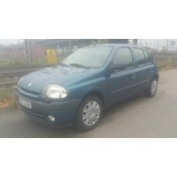Renault Clio -00