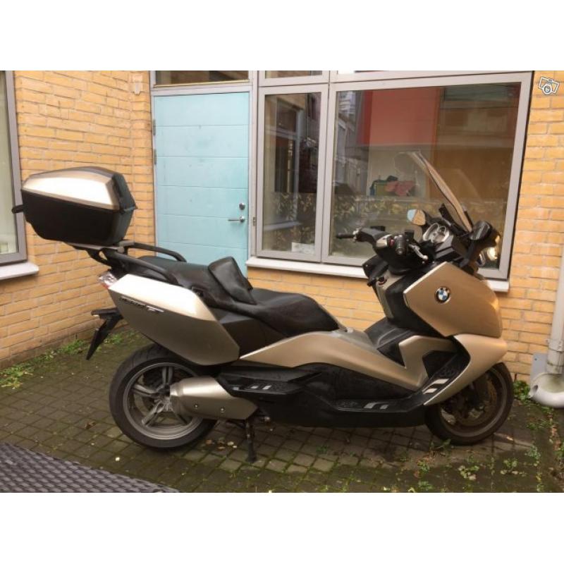 BMW C 650 GT Maxi-Scooter -12
